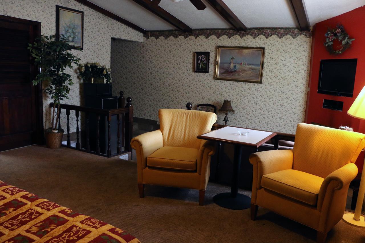 Bed Ford Inn Erie Bagian luar foto